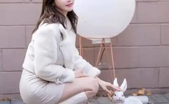 成人亚洲A片V一区二区中出片